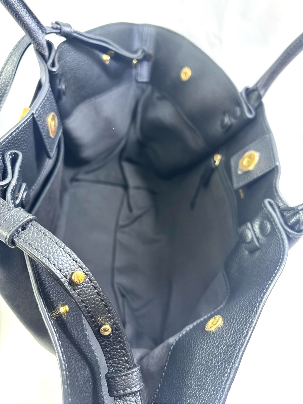 Demellier Midi New York Tote. Black/Gold. - Picture 13 of 16